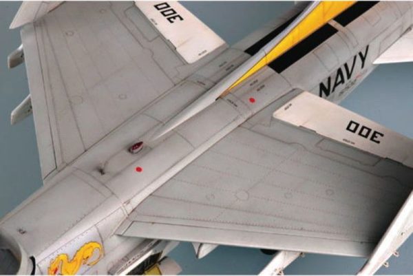 Trumpeter 02231 1/32 USS A-7E Corsair II  HAF - Image 9