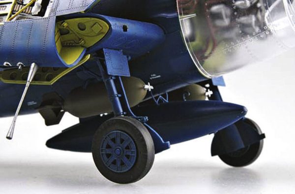 Trumpeter 02259 1/32 F6F-5N Hellcat Night Fighter - Image 20