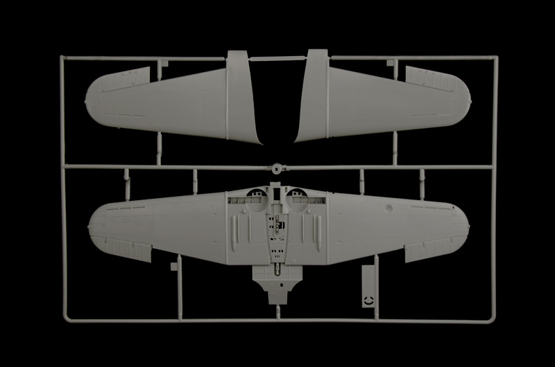 Italeri 2841 1/48 SBD-3 Dauntless - Image 4