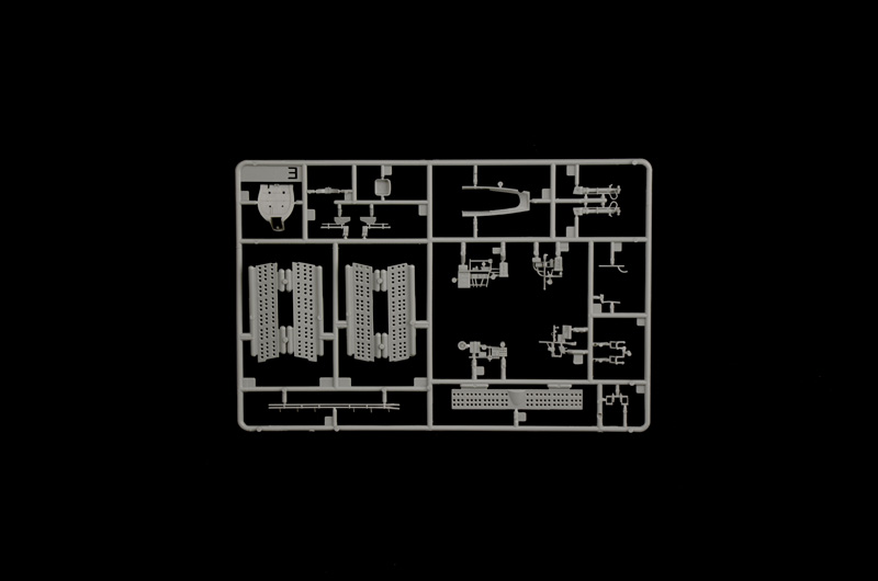 Italeri 2841 1/48 SBD-3 Dauntless - Image 6