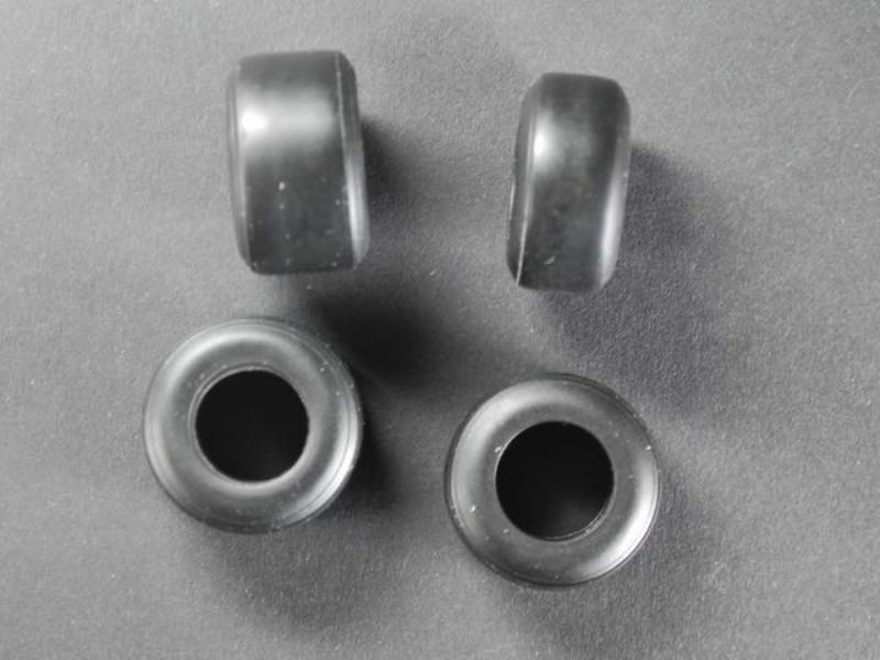 REVELL 07096 1/24 Vodafone McLaren Mercedes MP4-25 L. Hamilton - Image 9